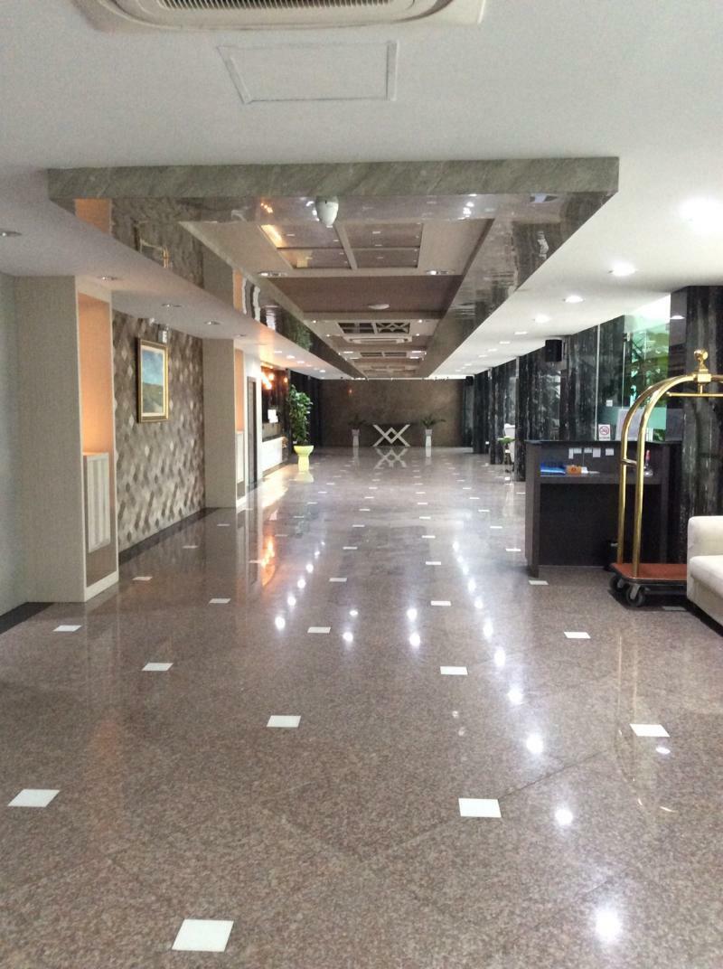 M Soho Danok Hotel Szadau Kültér fotó