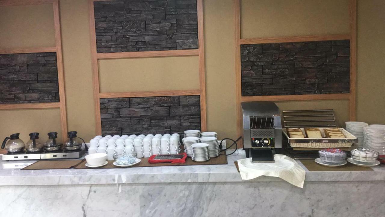 M Soho Danok Hotel Szadau Kültér fotó